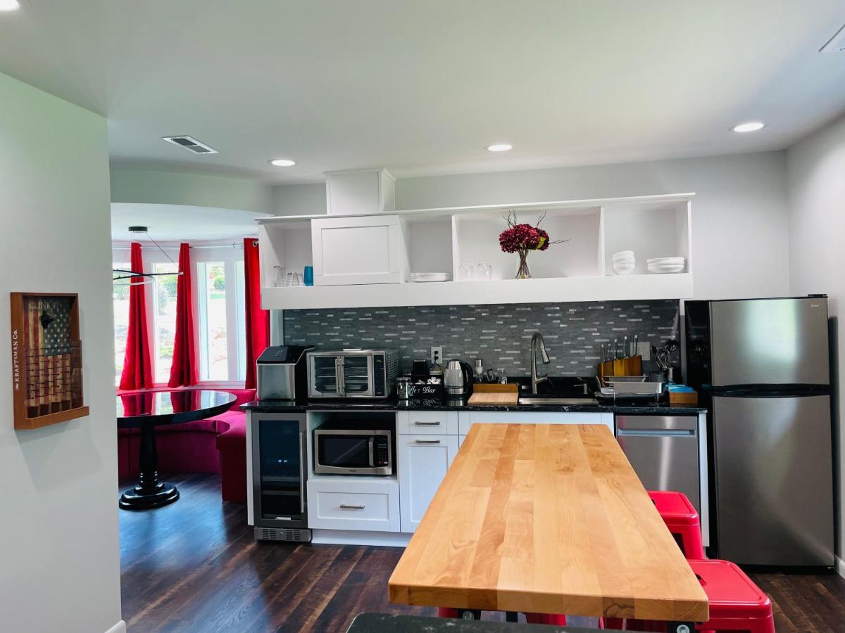 Sonsak - Unit 1 Apartment ชาร์ลอตต์สวิลล์ ภายนอก รูปภาพ